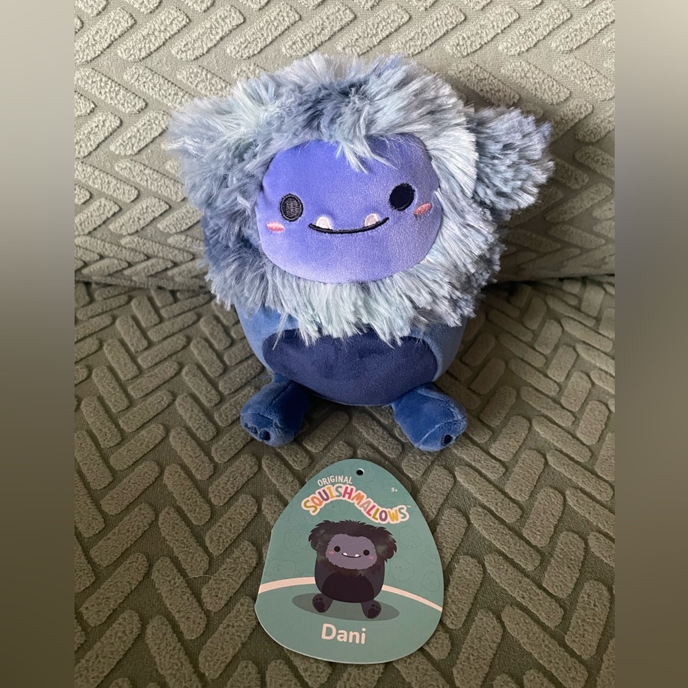 5" Dani the Bigfoot